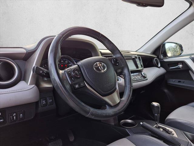 Used 2014 Toyota RAV4 Limited AWD/4WD image 8