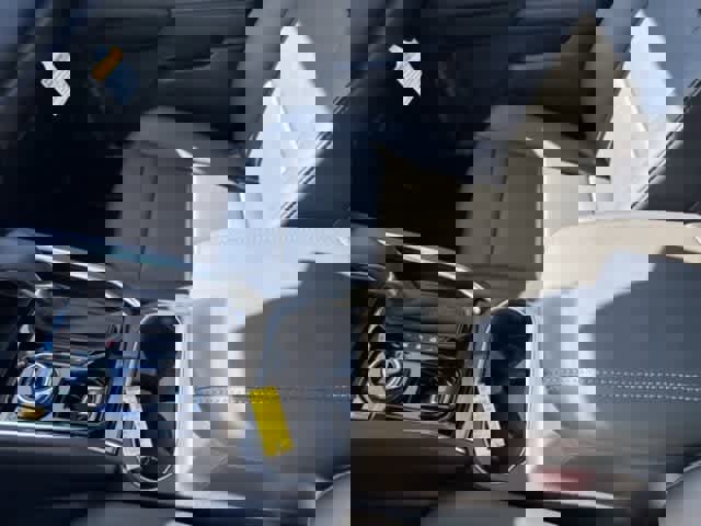 New 2025 GMC Canyon Elevation w/ Convenience Package image 22