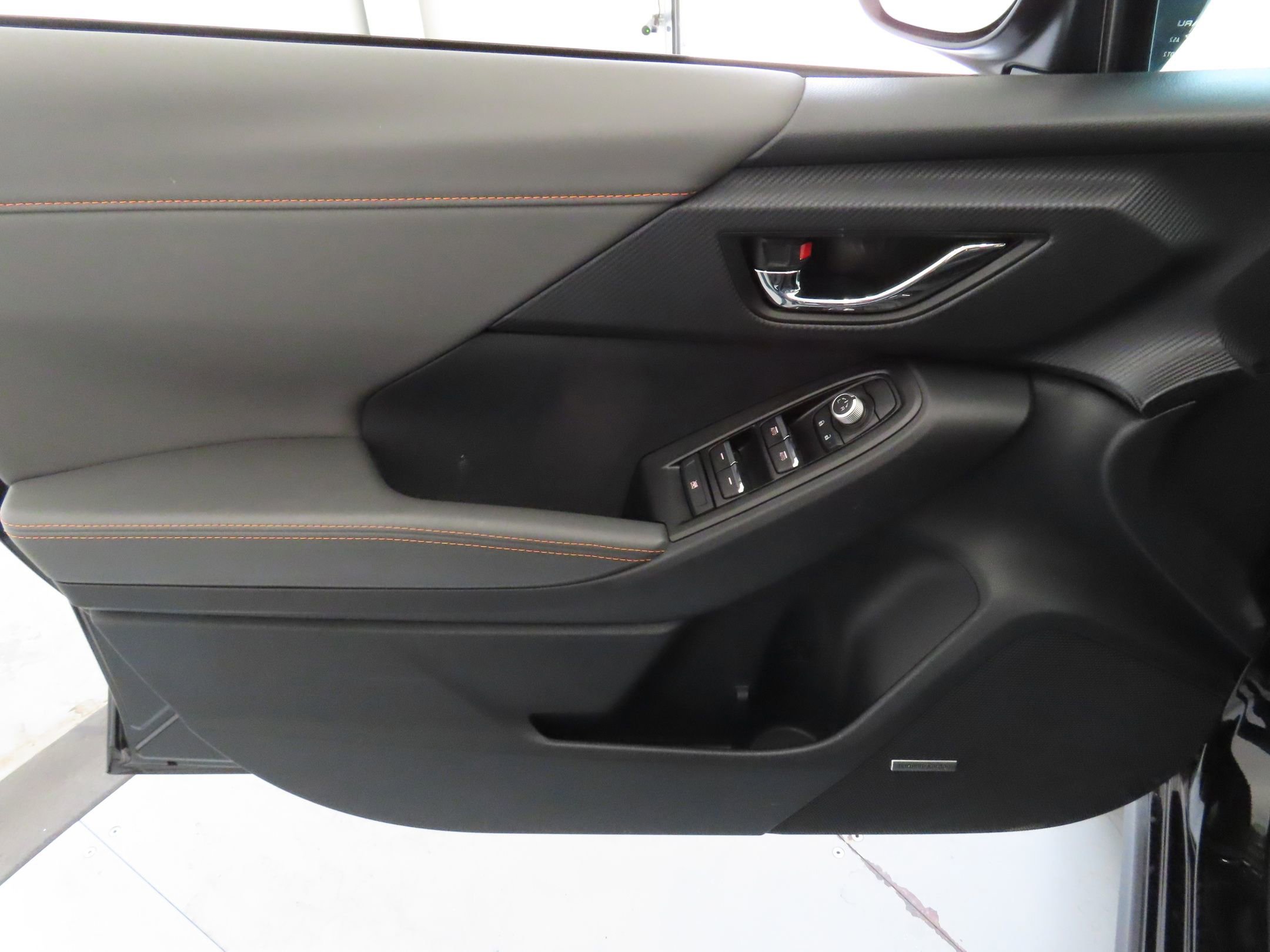 Certified 2025 Subaru Crosstrek 2.5i Limited w/ Crosstrek Mirror Package AWD/4WD image 12