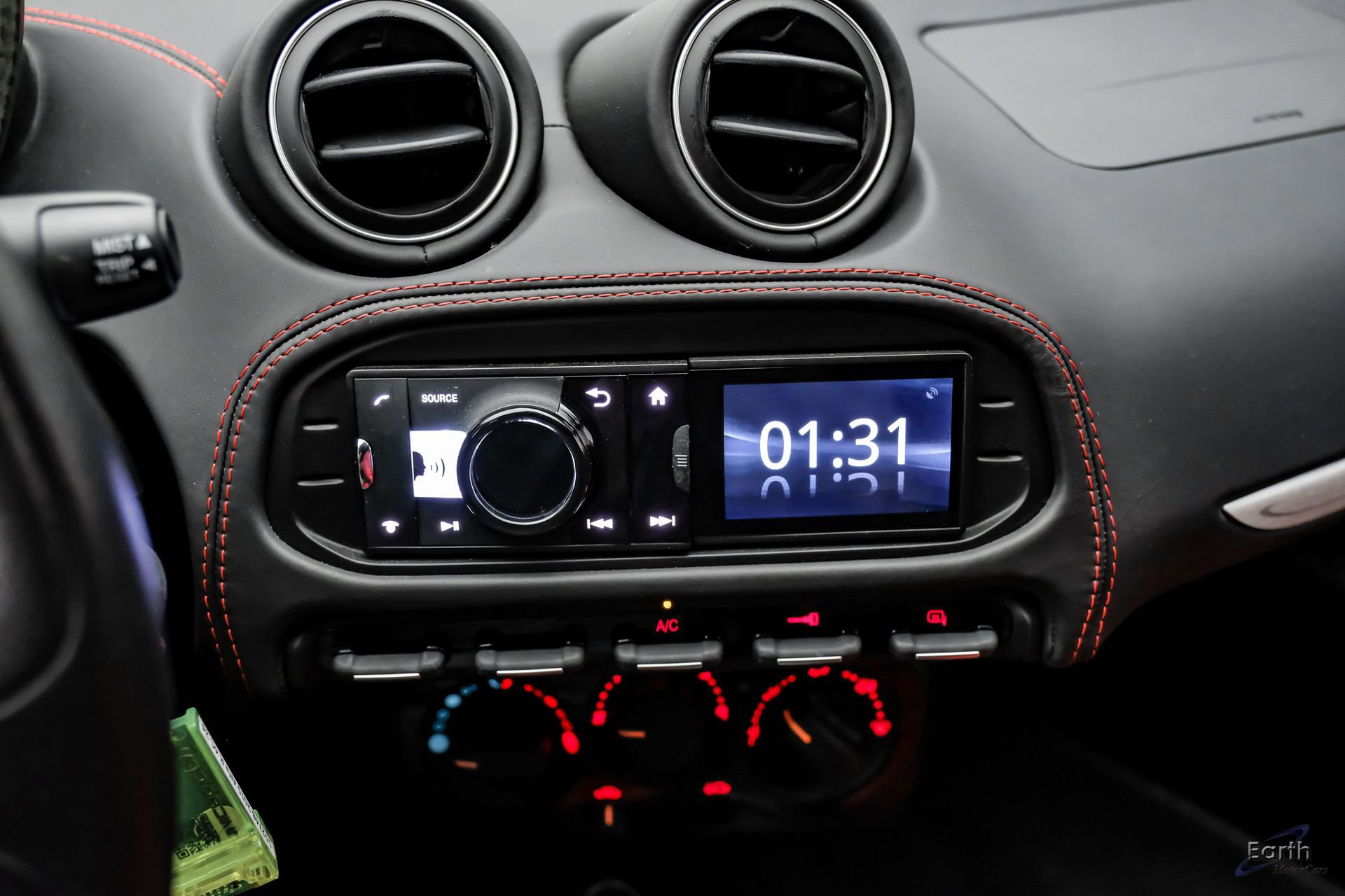 Used 2015 Alfa Romeo 4C Coupe w/ Leather Interior Group RWD image 56