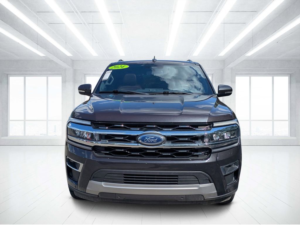 Used 2024 Ford Expedition Limited image 8