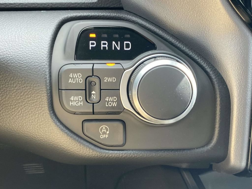 New 2026 RAM 1500 Big Horn AWD/4WD image 25