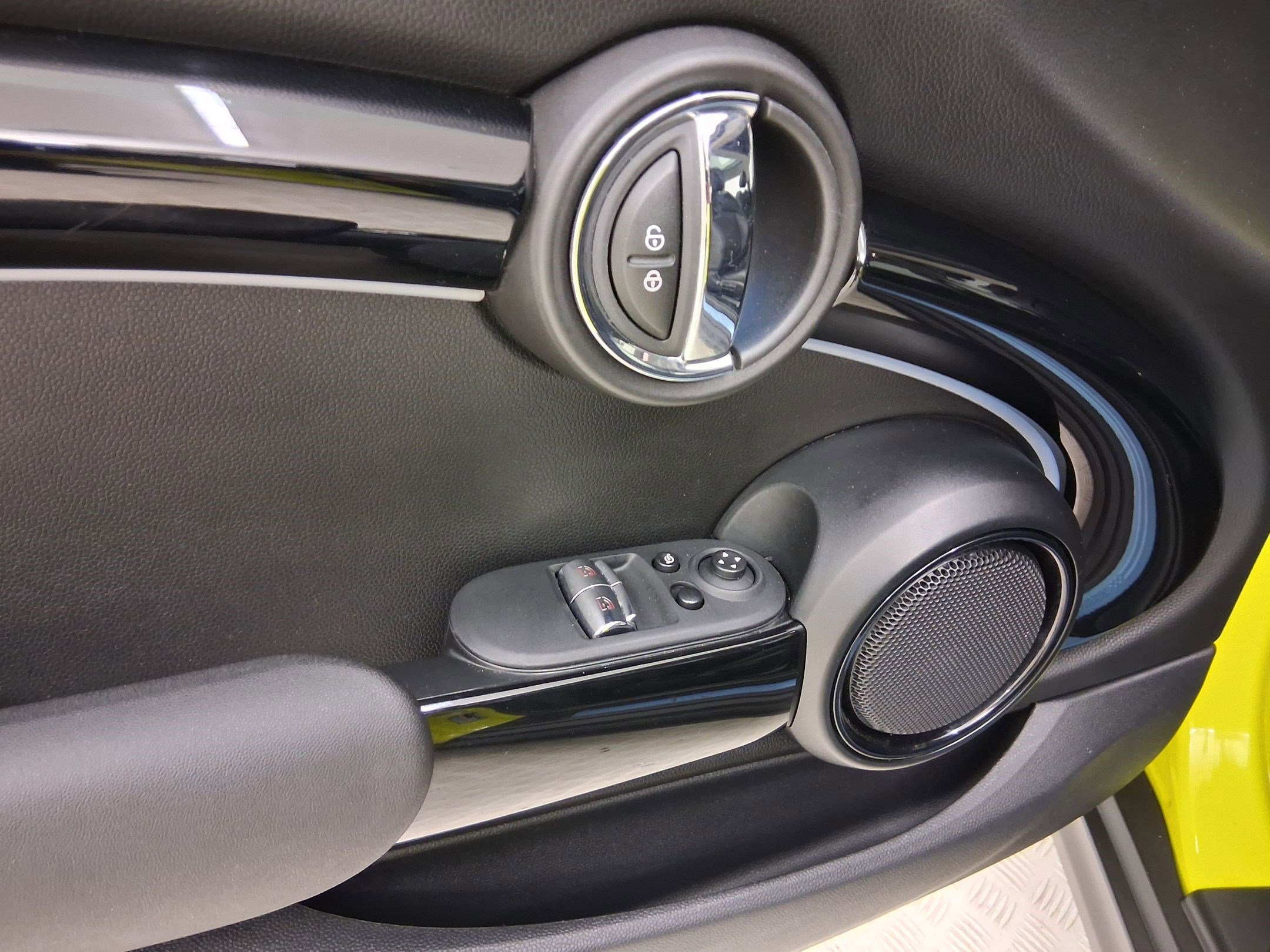 Certified 2024 MINI Cooper S image 12