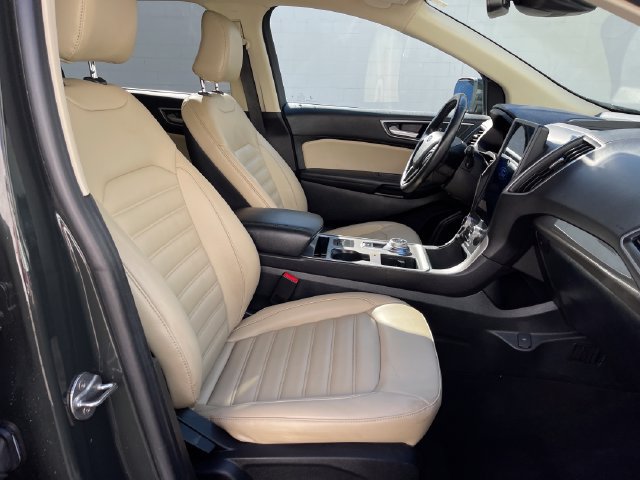 Used 2024 Ford Edge SEL w/ Convenience Package AWD/4WD image 36