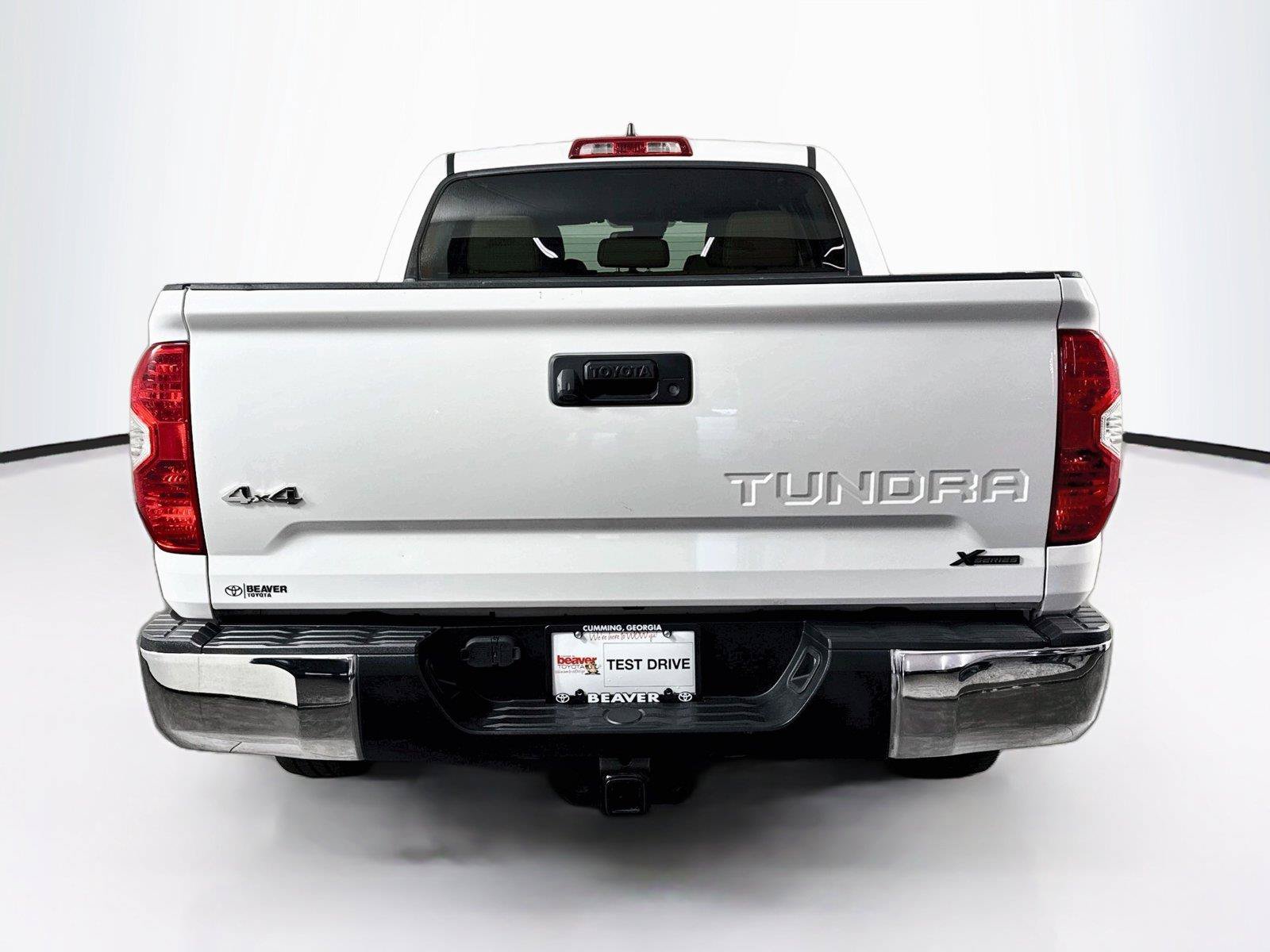 Used 2020 Toyota Tundra SR5 w/ SR5 Leather Package AWD/4WD image 10