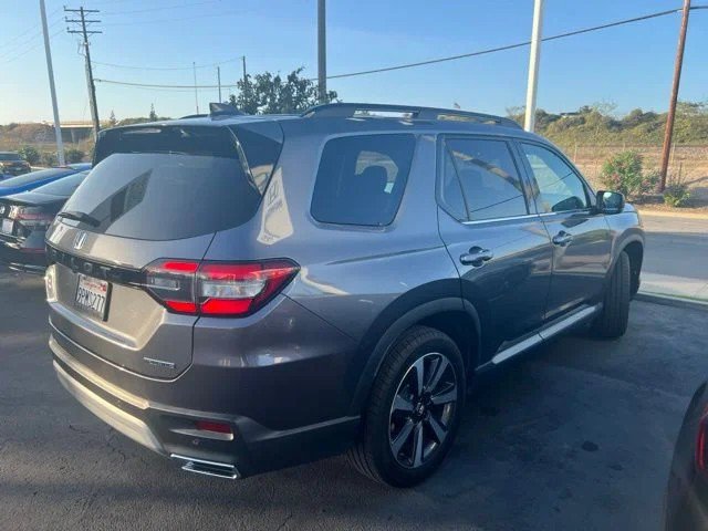 Certified 2025 Honda Pilot Touring image 16