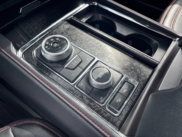 Used 2023 Ford Expedition Limited image 33