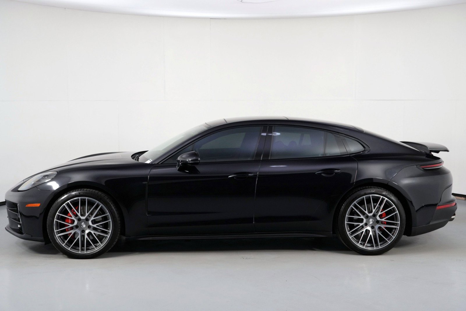 Used 2024 Porsche Panamera image 53