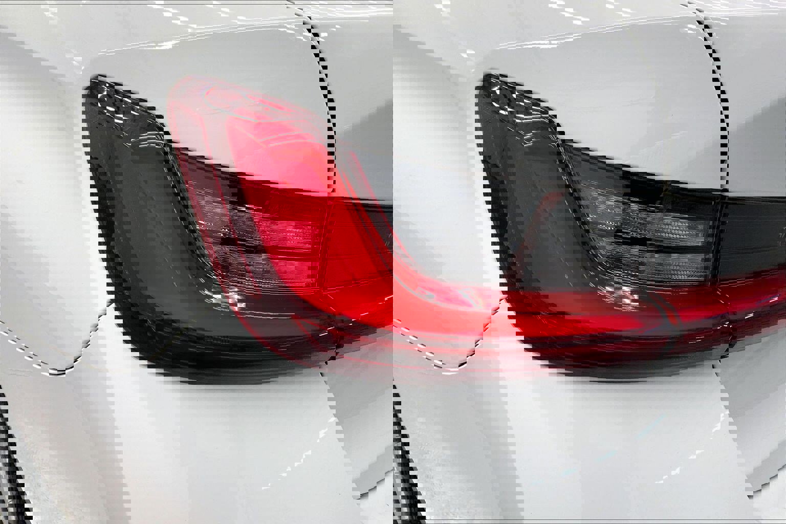 Certified 2023 BMW 330i xDrive Sedan w/ Driving Assistance Package image 25