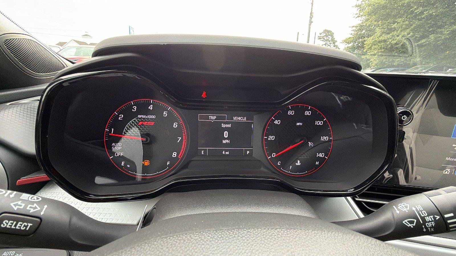 New 2026 Chevrolet Trax RS w/ Sunroof Package FWD image 25