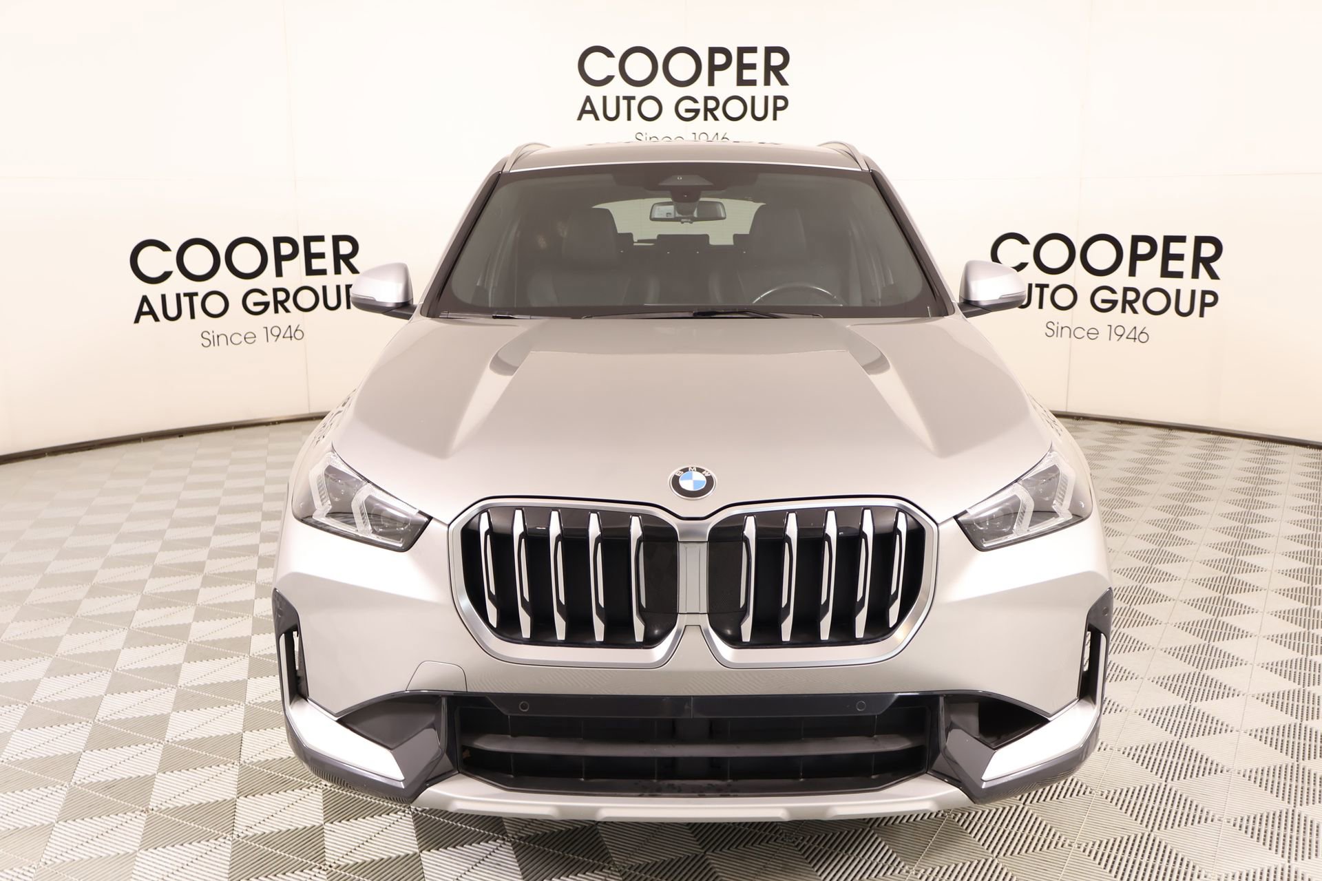 Used 2023 BMW X1 xDrive28i w/ Convenience Package AWD/4WD image 10