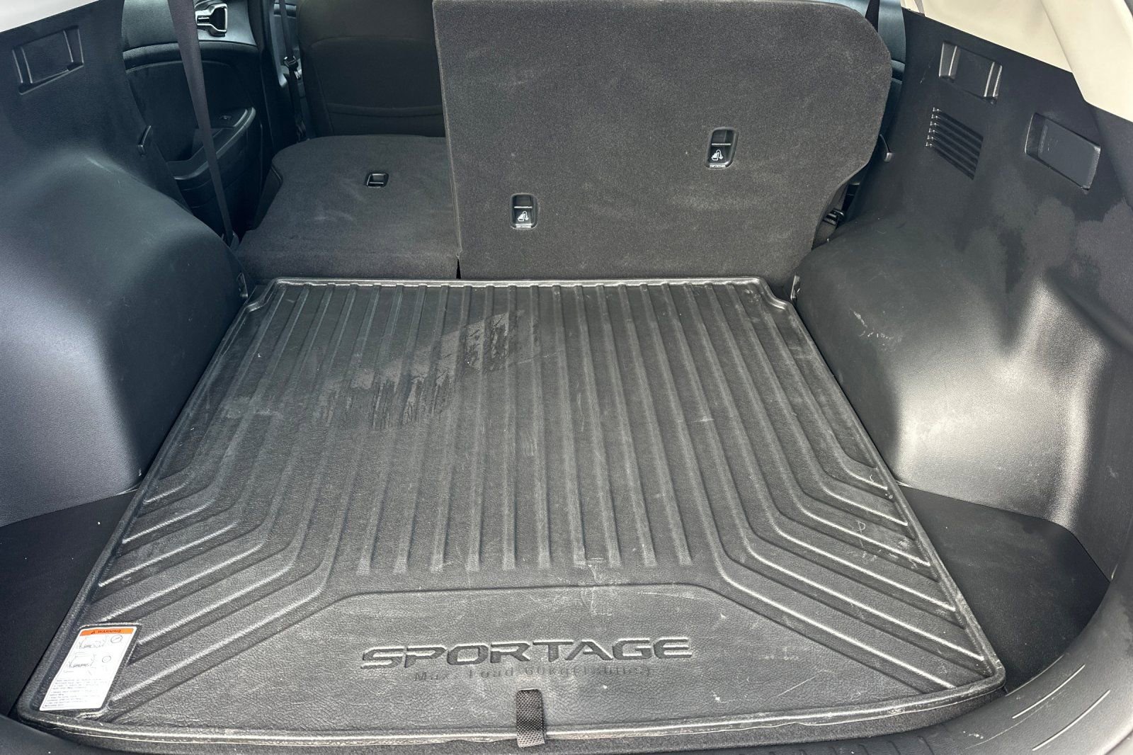 Used 2023 Kia Sportage LX image 15