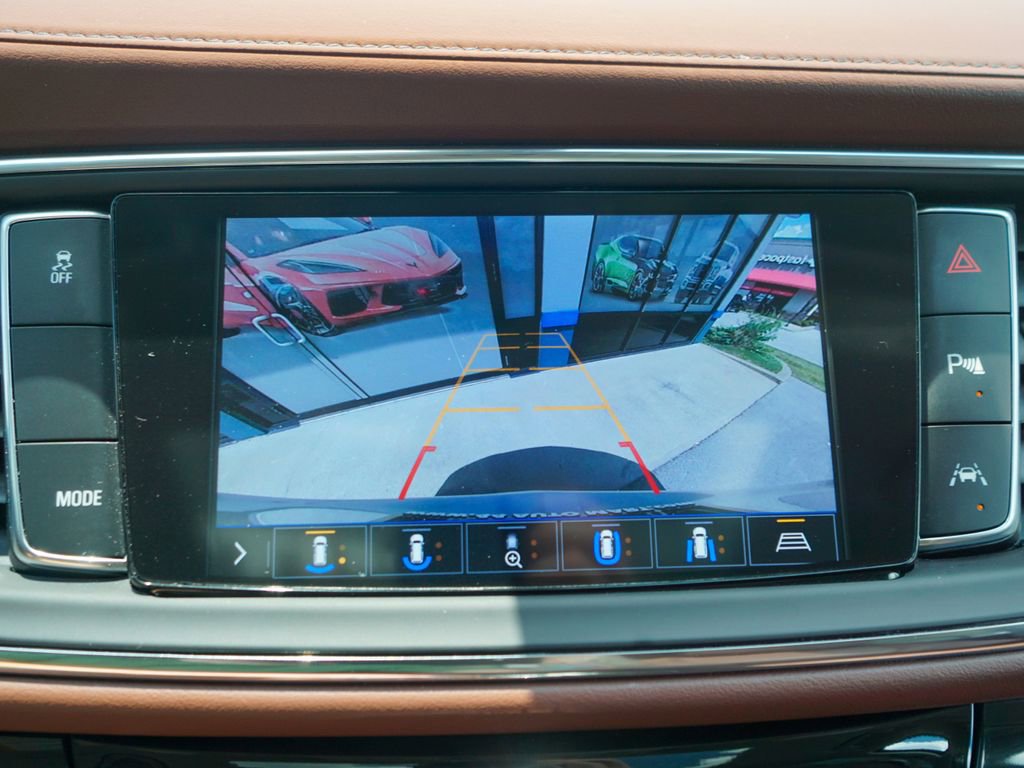 Used 2021 Buick Enclave Avenir w/ Avenir Technology Package image 27