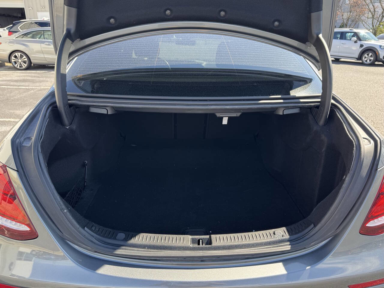 Used 2017 Mercedes-Benz E 300 image 20