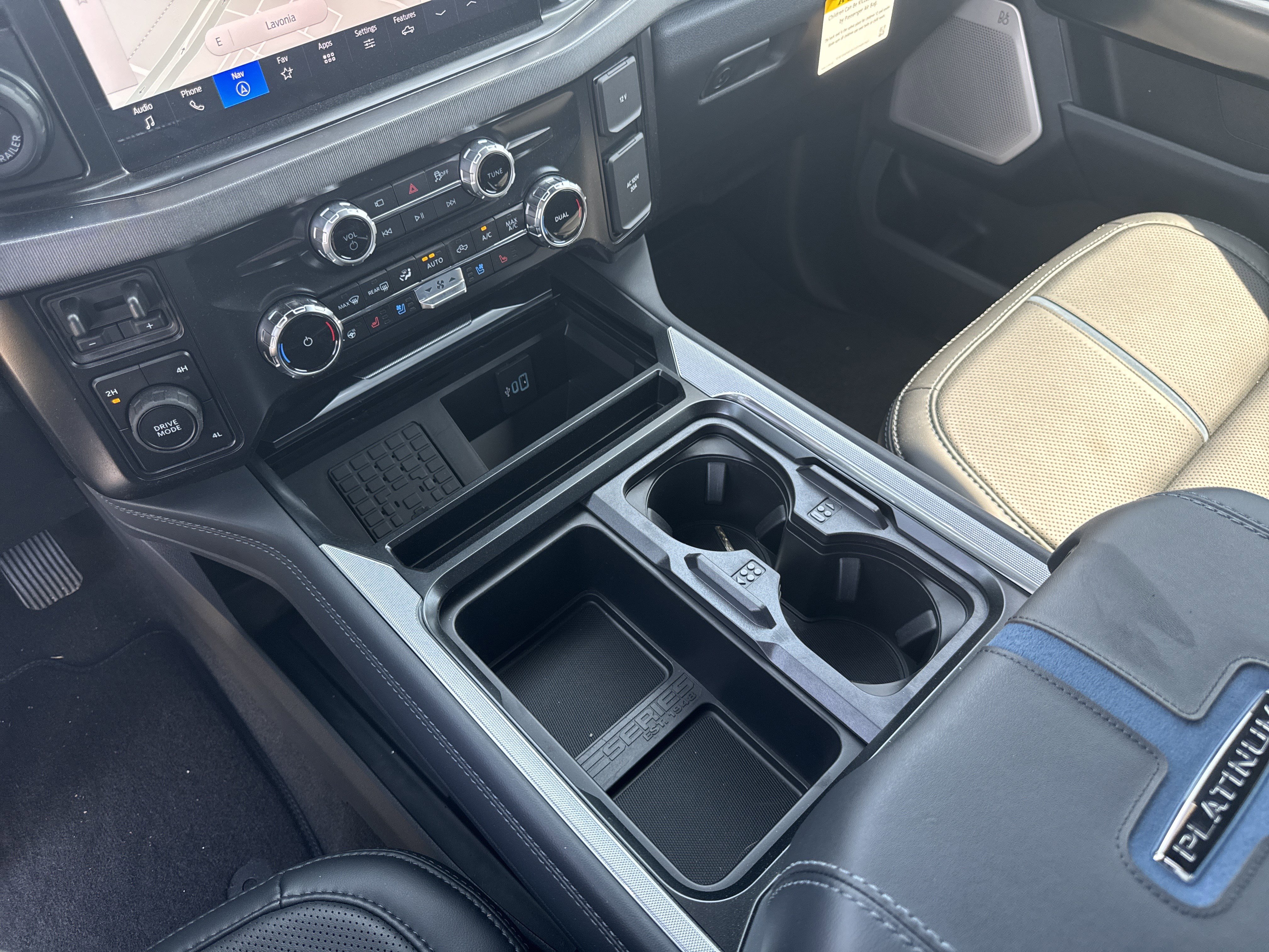 New 2026 Ford F450 Platinum image 30