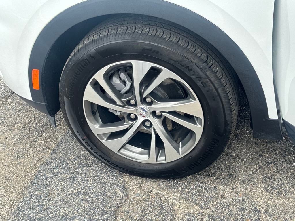 Used 2022 Buick Envision Essence w/ Technology Package I image 30