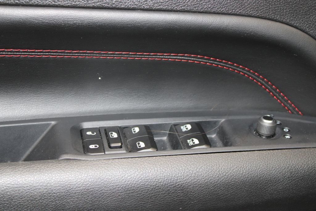 Used 2025 Jeep Compass Trailhawk image 44