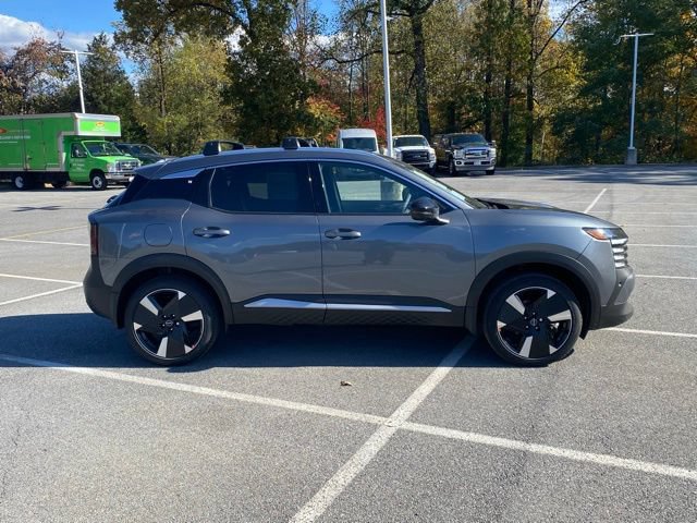 New 2026 Nissan Kicks SR AWD/4WD image 9