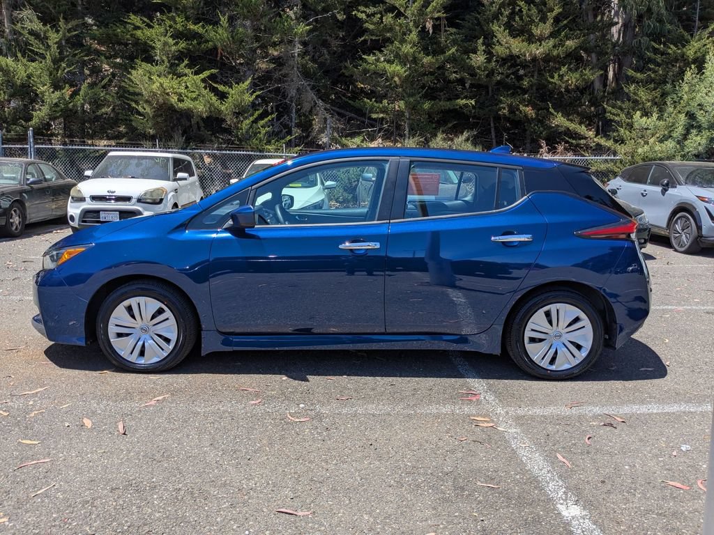 Used 2025 Nissan Leaf S FWD image 8
