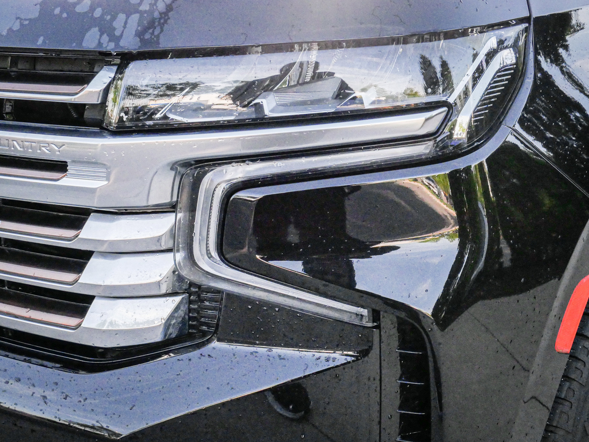 Used 2023 Chevrolet Tahoe High Country image 6