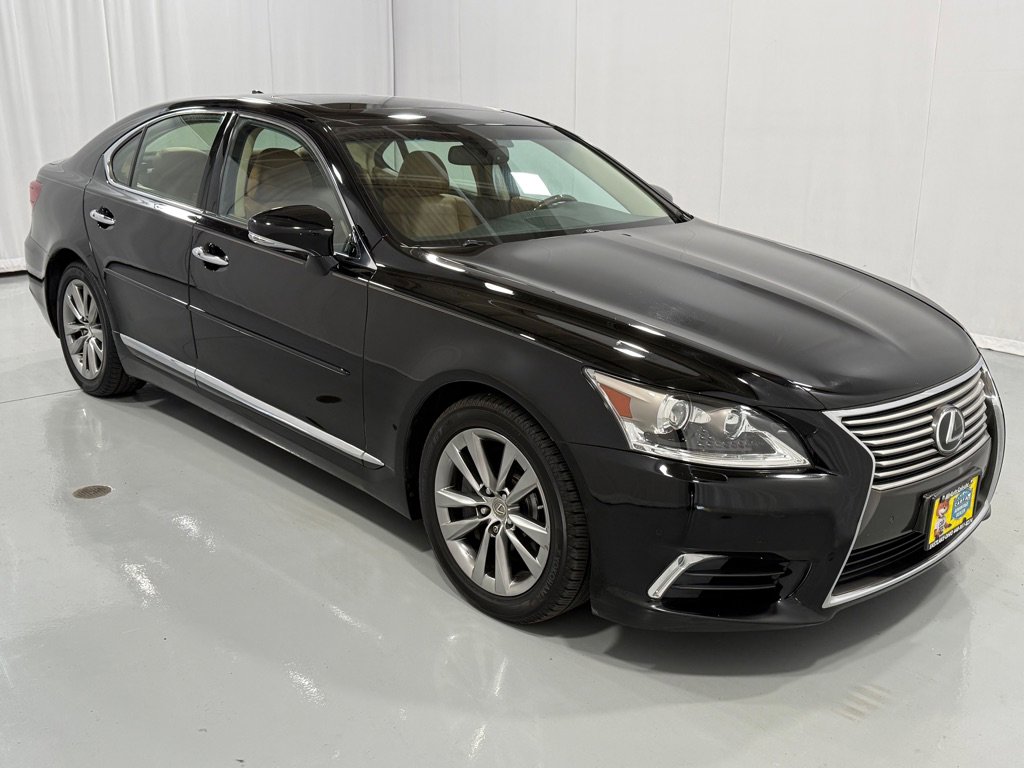 Used 2015 Lexus LS 460 AWD image 3