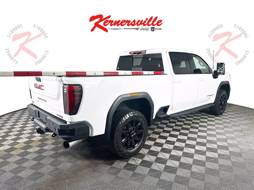 Used 2024 GMC Sierra 3500 AT4 w/ AT4 Premium Plus Package image 7