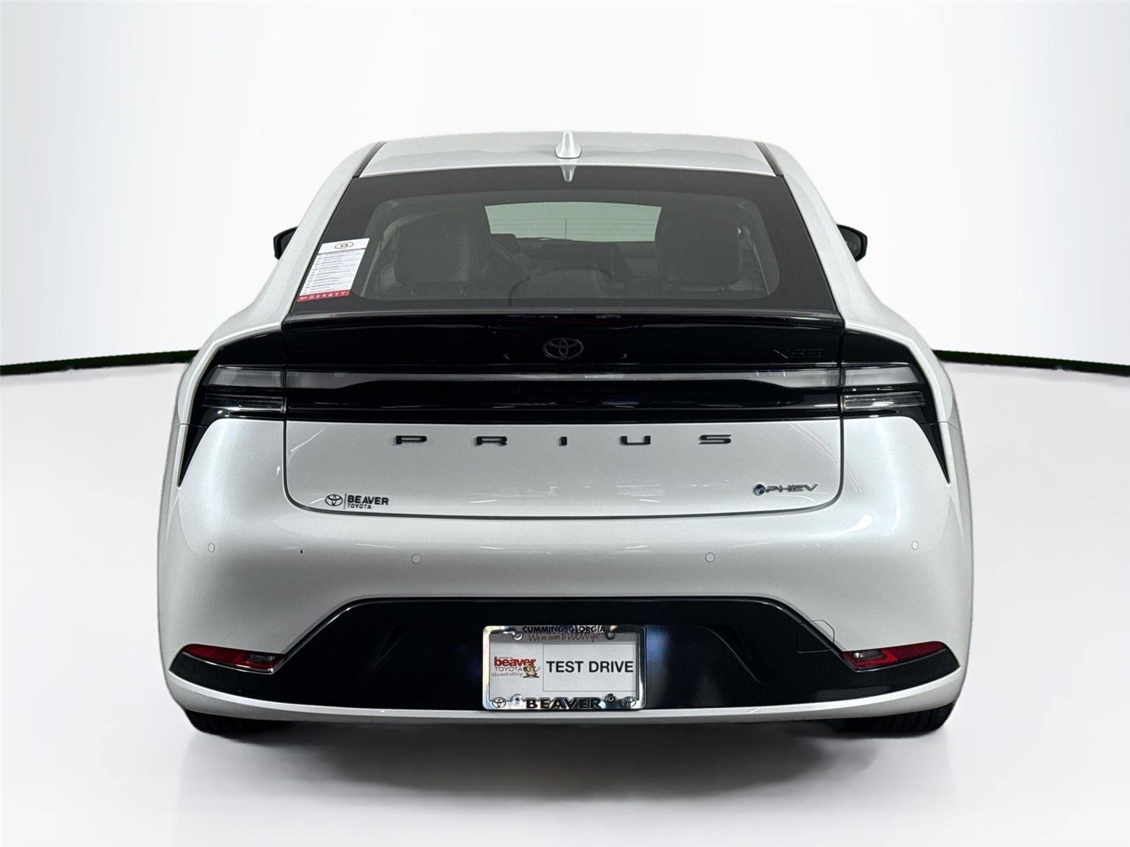 Certified 2025 Toyota Prius Plug-In Hybrid FWD image 11
