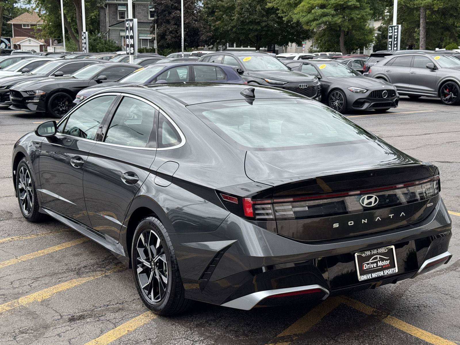 Used 2025 Hyundai Sonata SEL AWD/4WD image 6