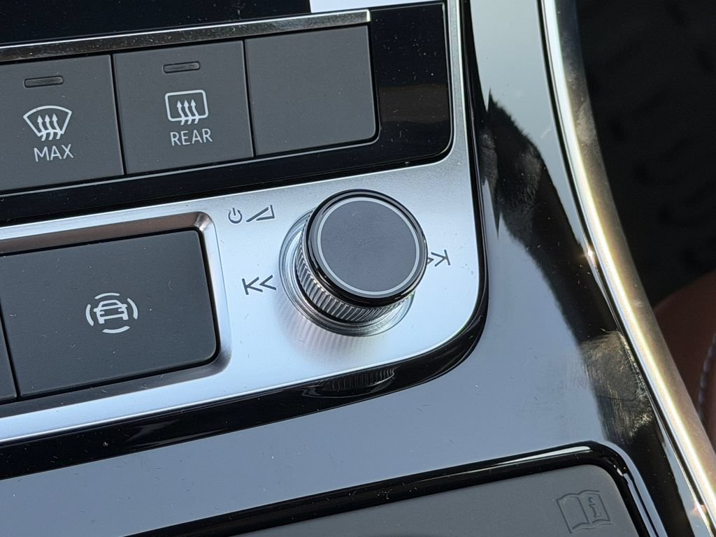 New 2026 Audi Q7 2.0T Premium AWD/4WD image 25