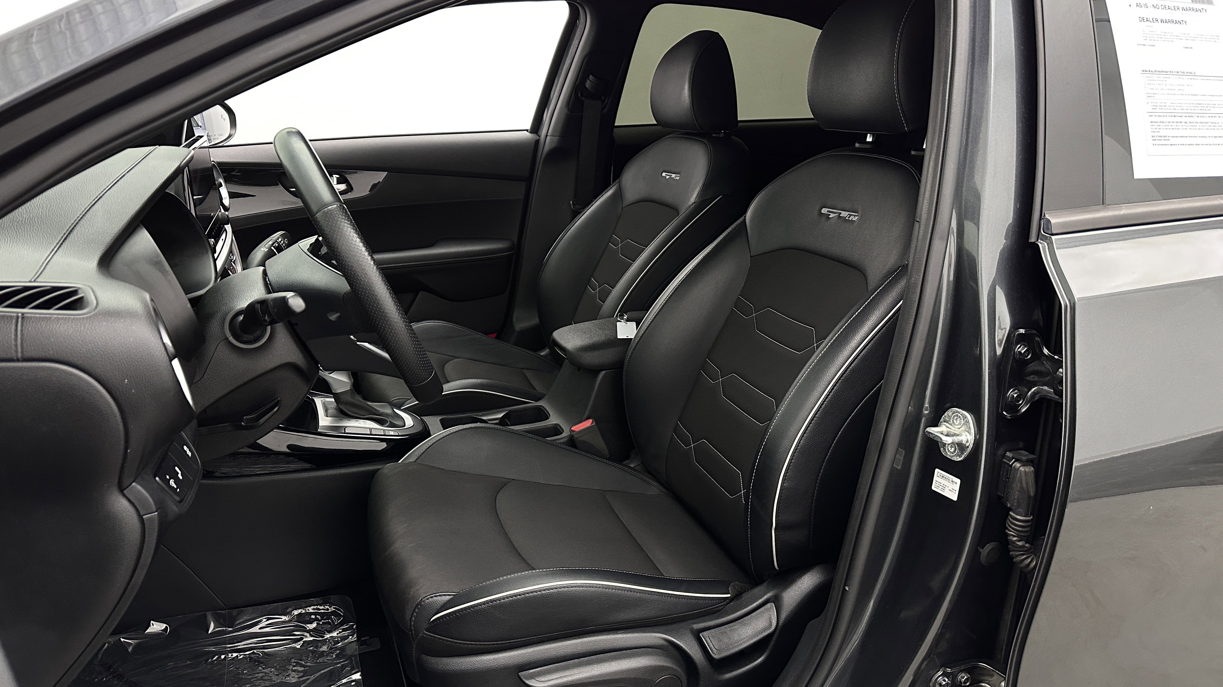 Used 2023 Kia Forte GT-Line w/ GT-Line Technology Package FWD image 14