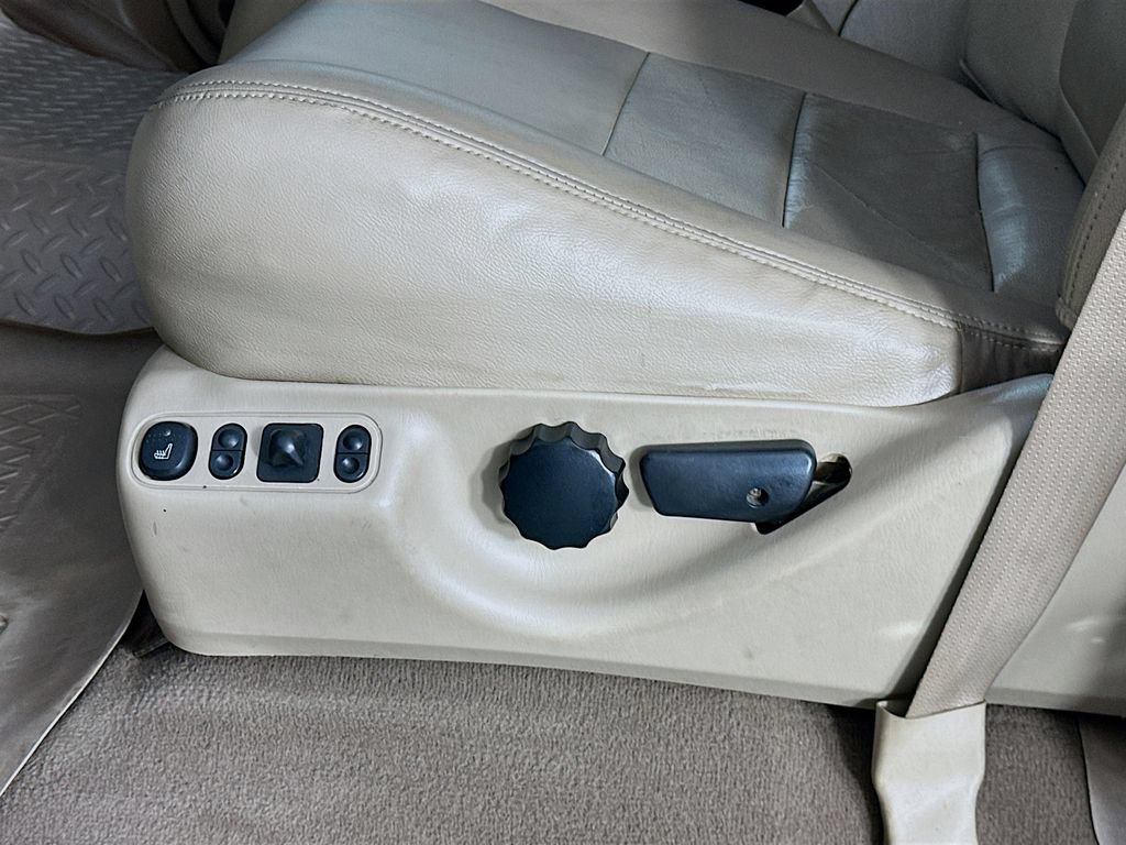 Used 2003 Ford Excursion Limited AWD/4WD image 21