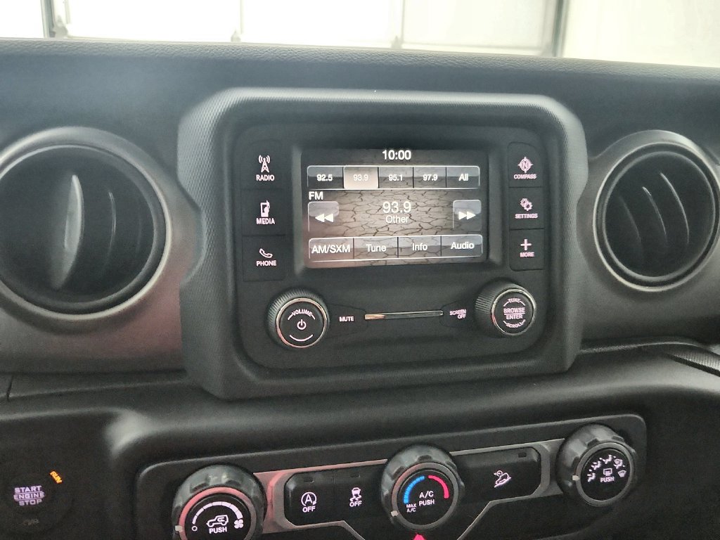 Used 2018 Jeep Wrangler Unlimited Sport AWD/4WD image 26