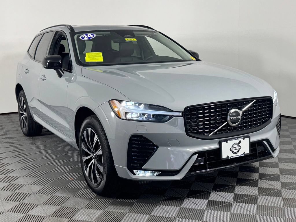 Certified 2024 Volvo XC60 B5 Core w/ Climate Package AWD/4WD image 3