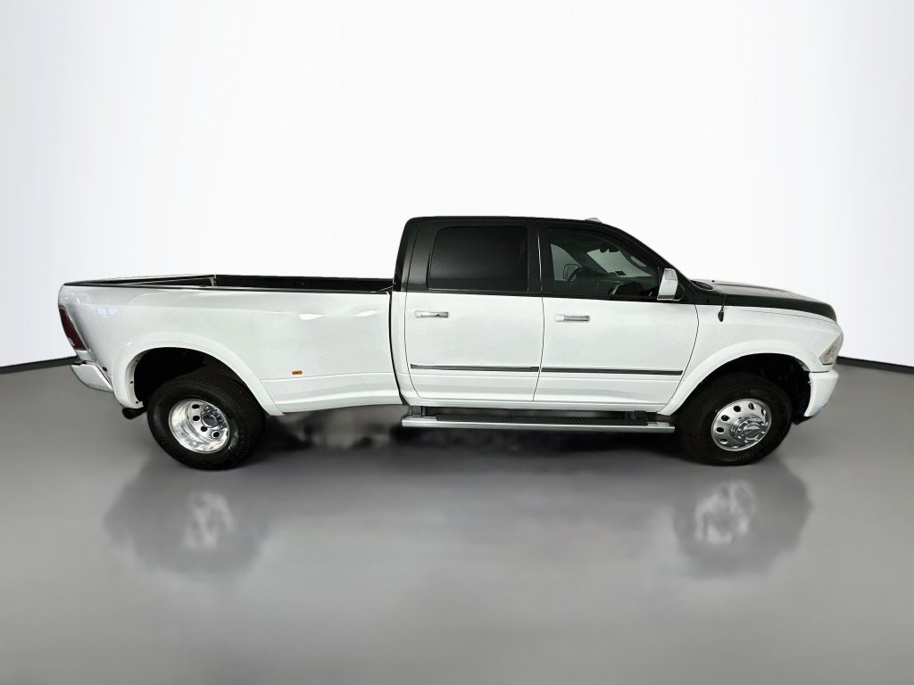 Used 2016 RAM 3500 Laramie w/ Convenience Group AWD/4WD image 8