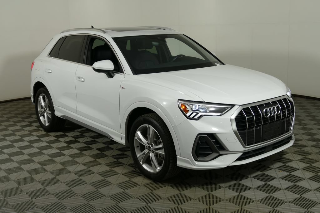Used 2023 Audi Q3 2.0T Premium w/ Convenience Package