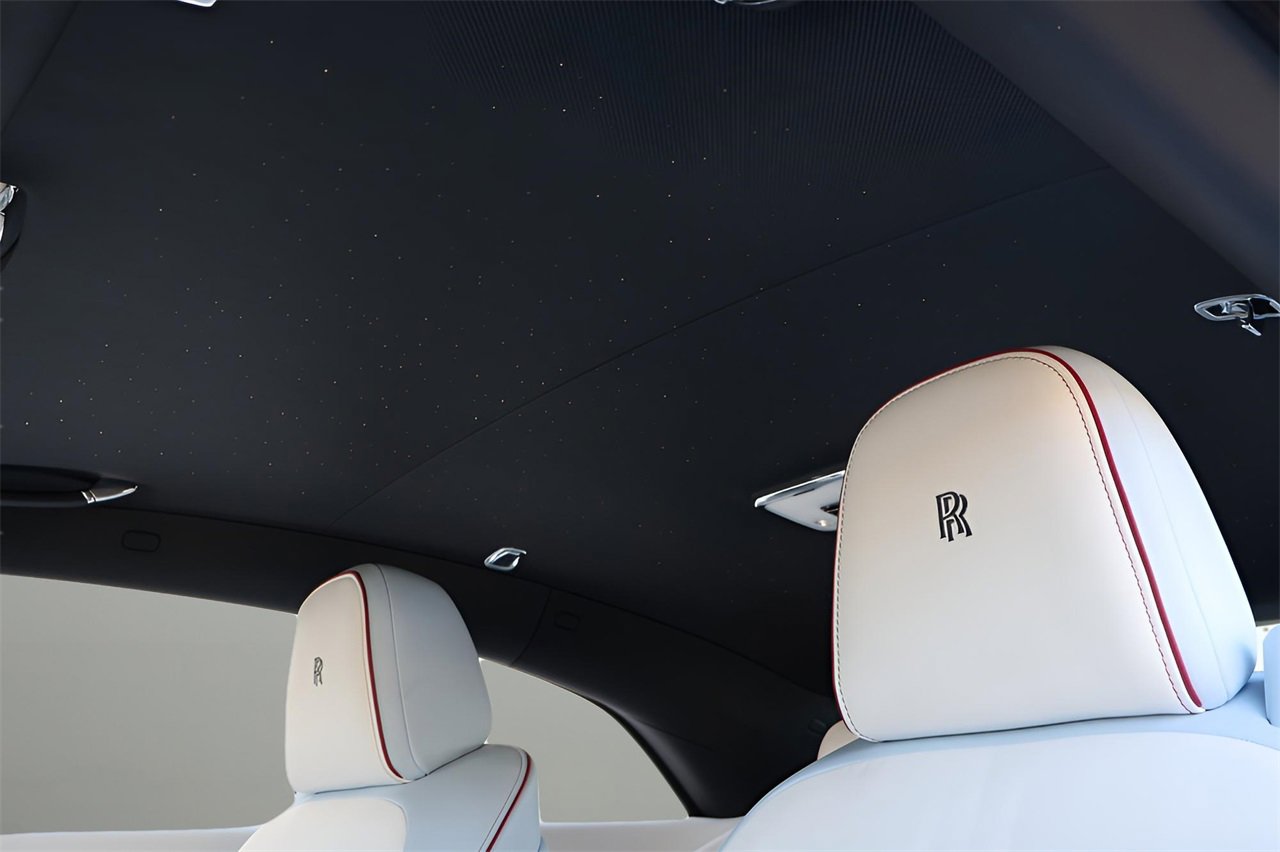 New 2025 Rolls-Royce Spectre w/ Spectre Launch Package image 28