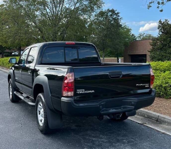 Used 2015 Toyota Tacoma PreRunner w/ Convenience Package RWD image 5