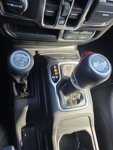 Used 2023 Jeep Wrangler Unlimited Sahara AWD/4WD image 31