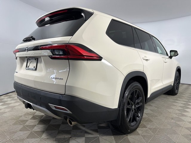 Used 2024 Toyota Grand Highlander AWD Hybrid image 7