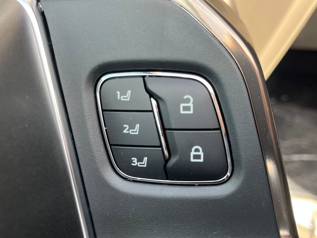 New 2025 Ford F150 Platinum w/ Equipment Group 703A Plus image 35