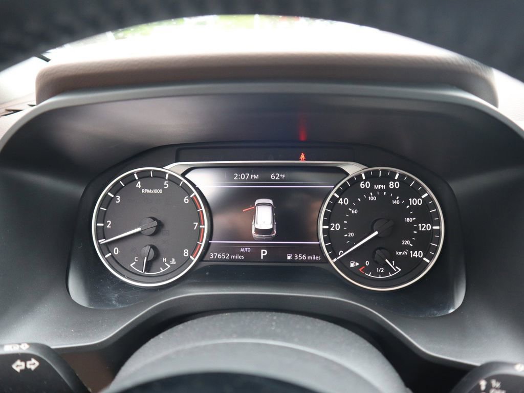 Certified 2022 Nissan Rogue SV w/ SV Premium Package image 24