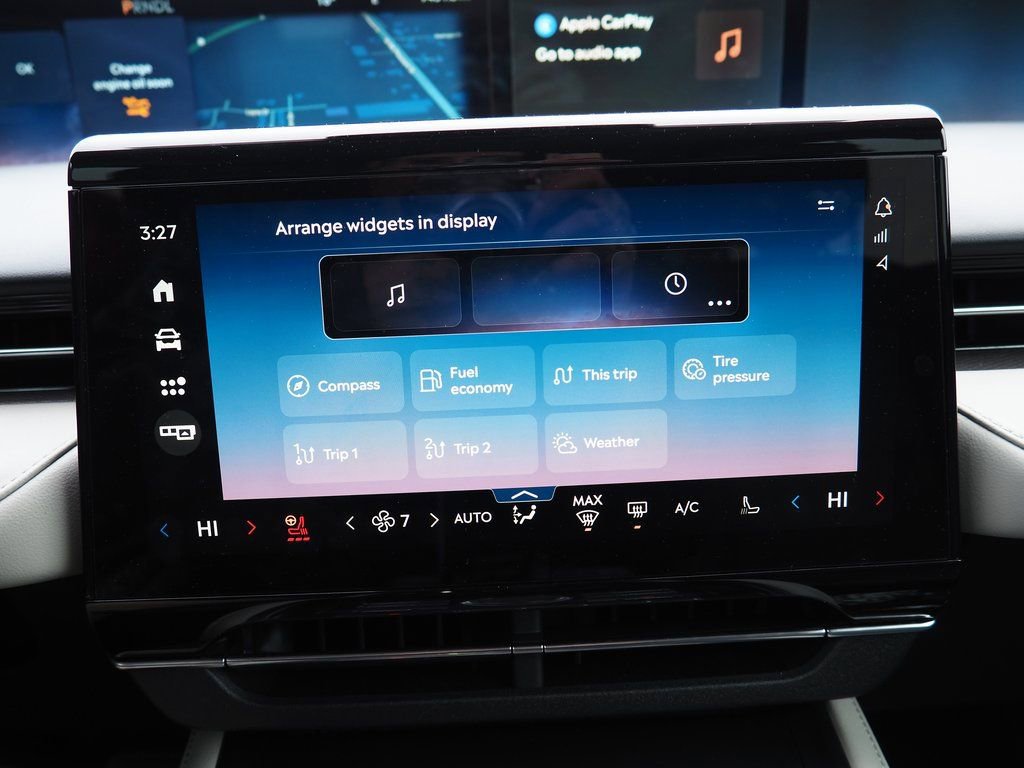 Used 2025 Lincoln Nautilus Premier image 37