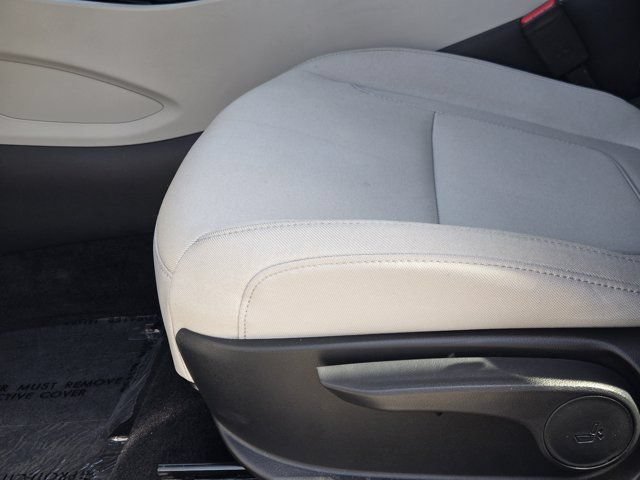 Used 2026 Hyundai Tucson SE FWD image 25