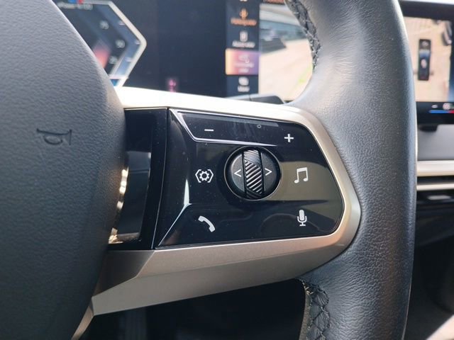 Certified 2023 BMW iX M60 w/ Executive Package AWD/4WD image 25