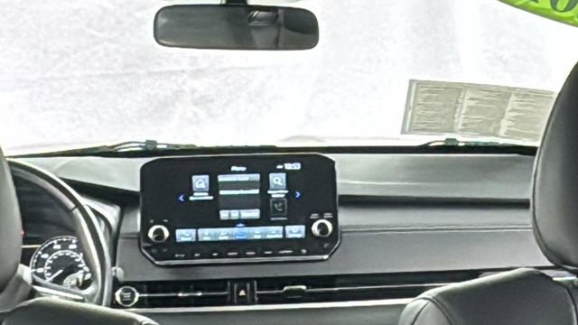 Used 2023 Mitsubishi Outlander SE image 18