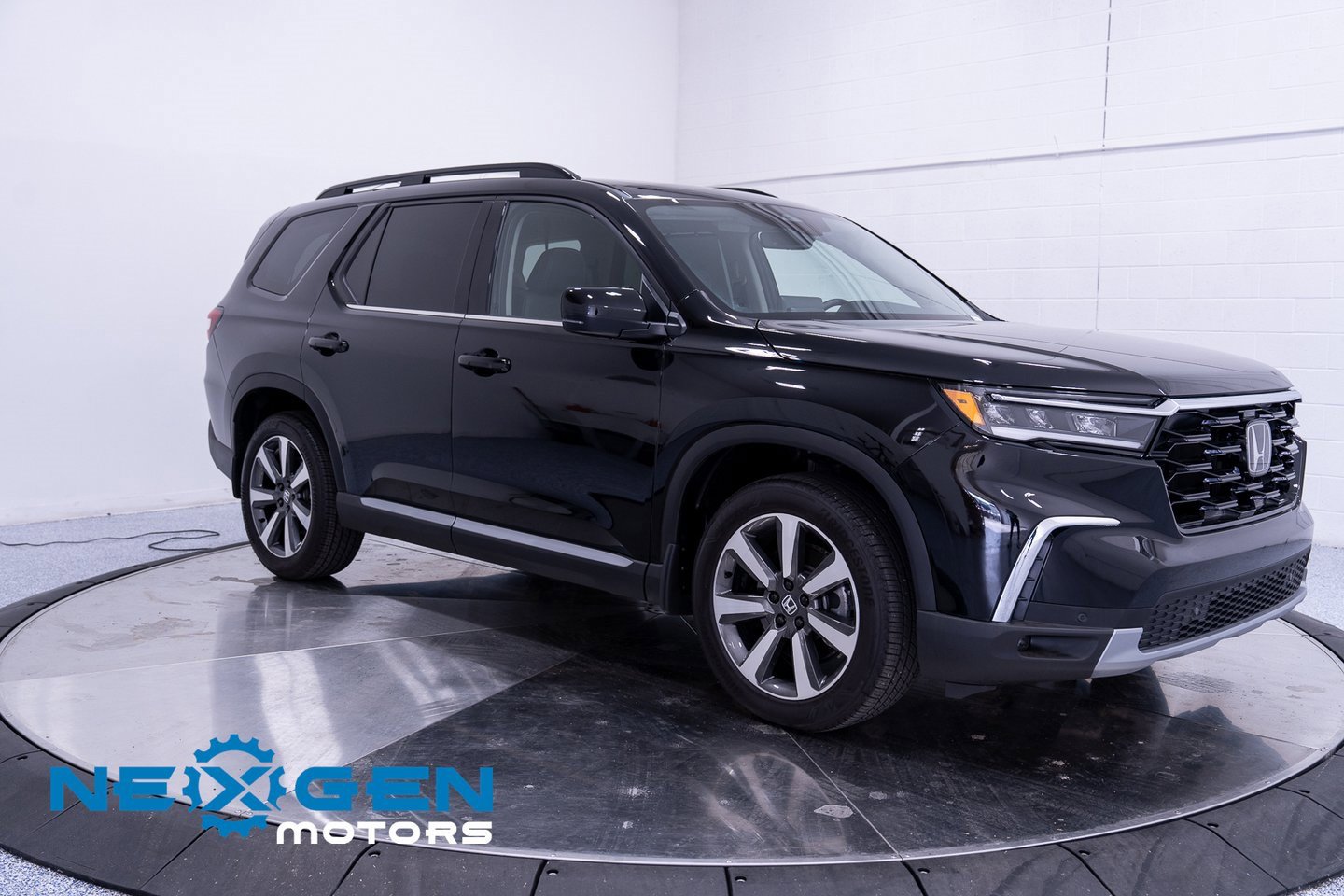 Used 2024 Honda Pilot Touring