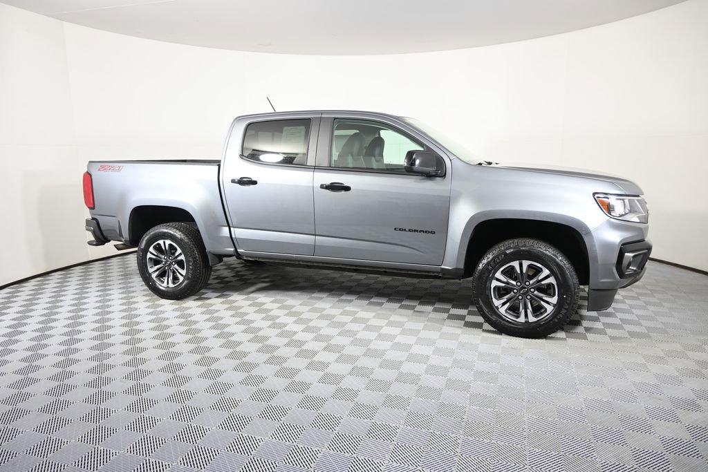 Used 2022 Chevrolet Colorado Z71 w/ Trail Boss Package AWD/4WD image 9