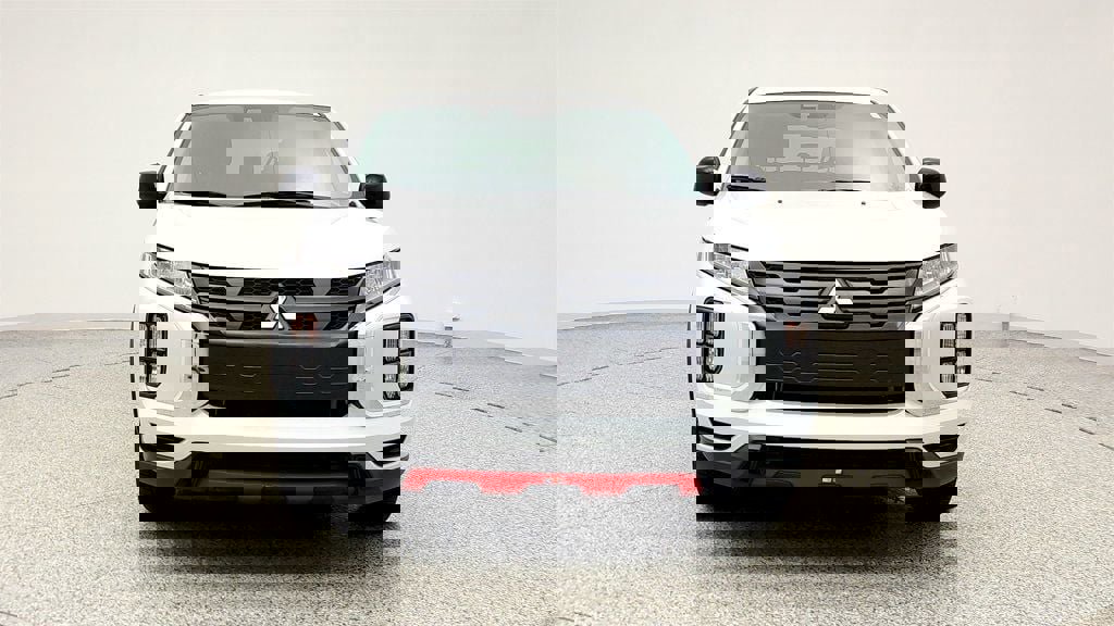 Used 2024 Mitsubishi Outlander Sport AWD image 2