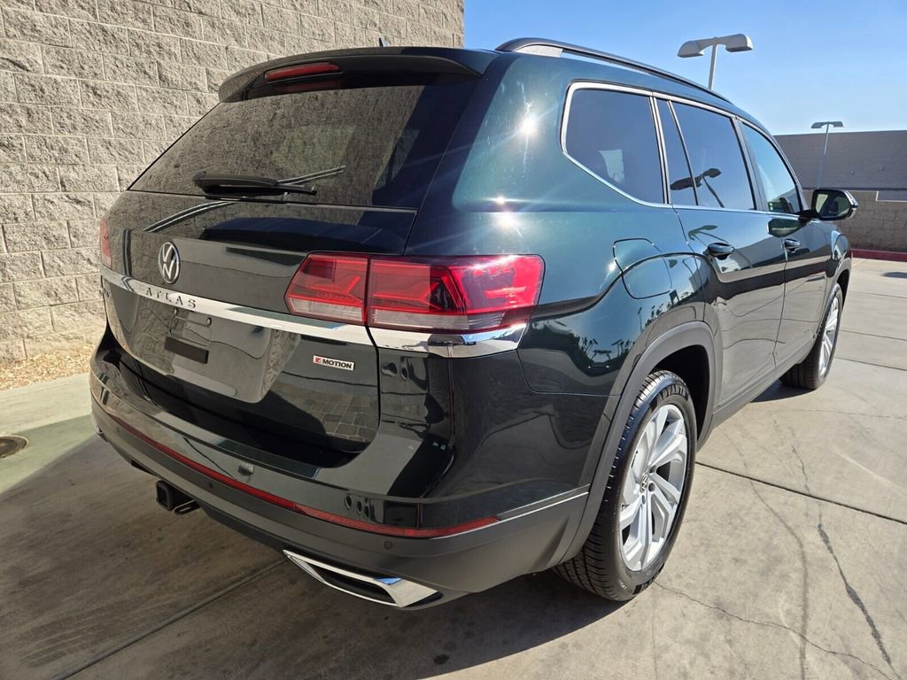 Used 2022 Volkswagen Atlas SE w/ Panoramic Sunroof Package image 4