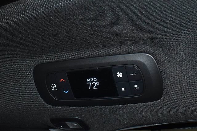 New 2026 Chrysler Pacifica Select w/ S Appearance Package image 29